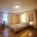 Gasthuis My Guest 3*